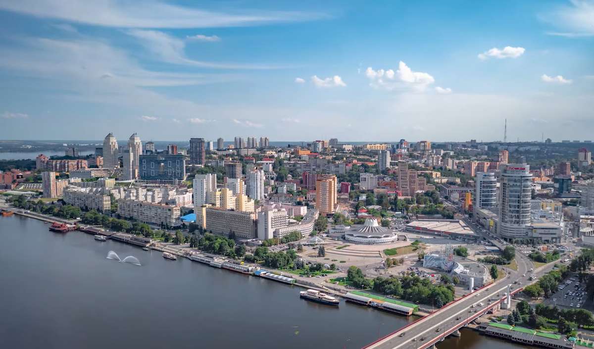 Фантастична історія Набережної Дніпра: як найдовша в Європі магістраль стала душею міста
