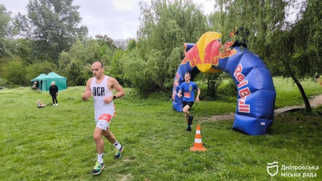 У Дніпрі провели патріотичний забіг, 17 травня 2026