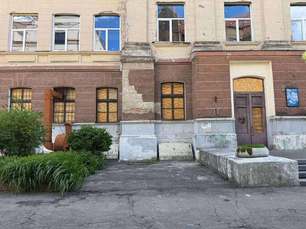 ДНУ: 5 років занепаду ректора Оковитого