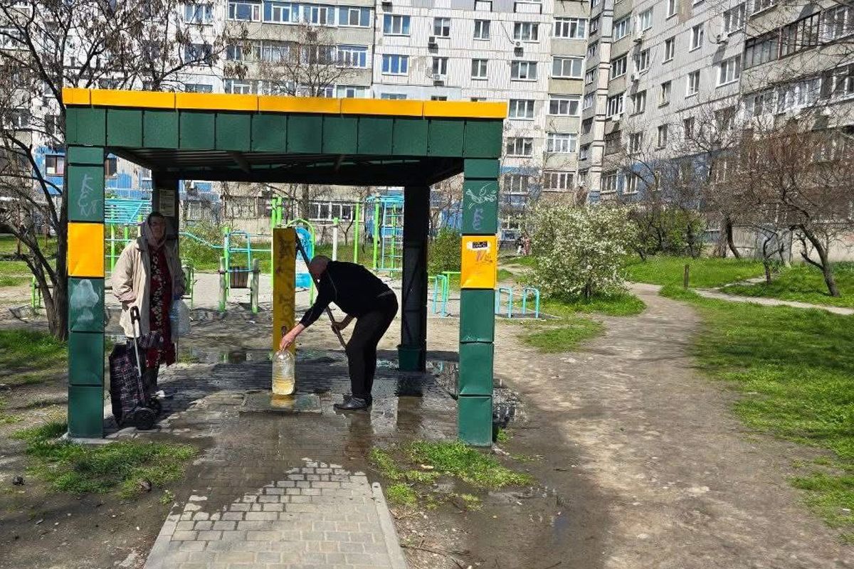 У Дніпрі на лівому березі перевірили якість води у всіх колонках: результати