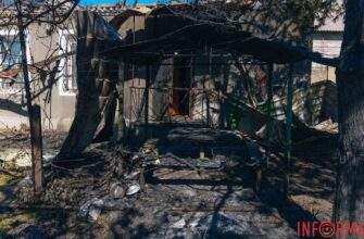 фоторепортаж Інформатора, як росіяни били по будинку в Дніпрі