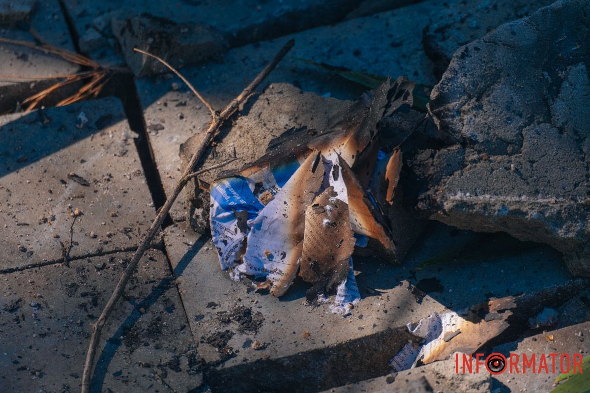 фоторепортаж Інформатора, як росіяни били по будинку в Дніпрі