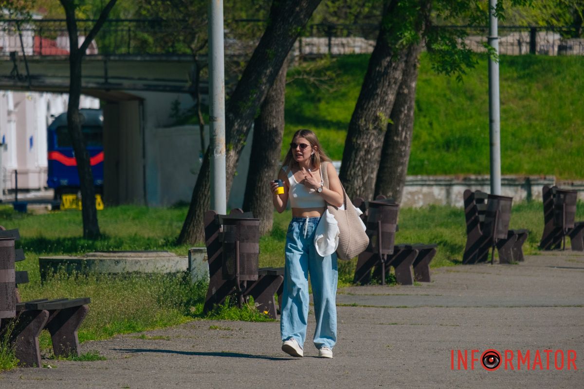 яка атмосфера панує в парку Глоби в травні та як проводять будні дніпряни