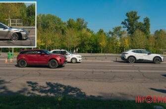 У Дніпрі на Перемозі зіштовхнулися чотири машини: утворився затор