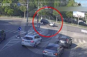 у Дніпрі на Запорізькому шосе Toyota Land Cruiser Prado влетіла у Lada, автівки відкинуло на тротуар