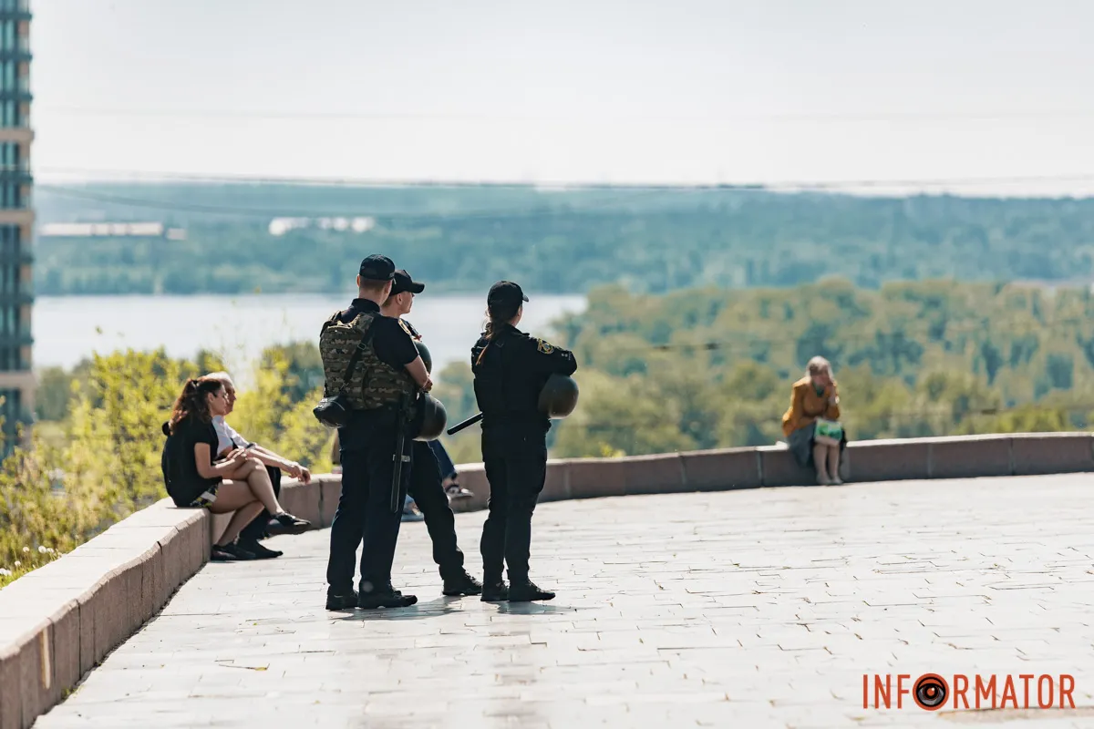 що відбувалося 9 травня біля Стели Вічної слави у Дніпрі