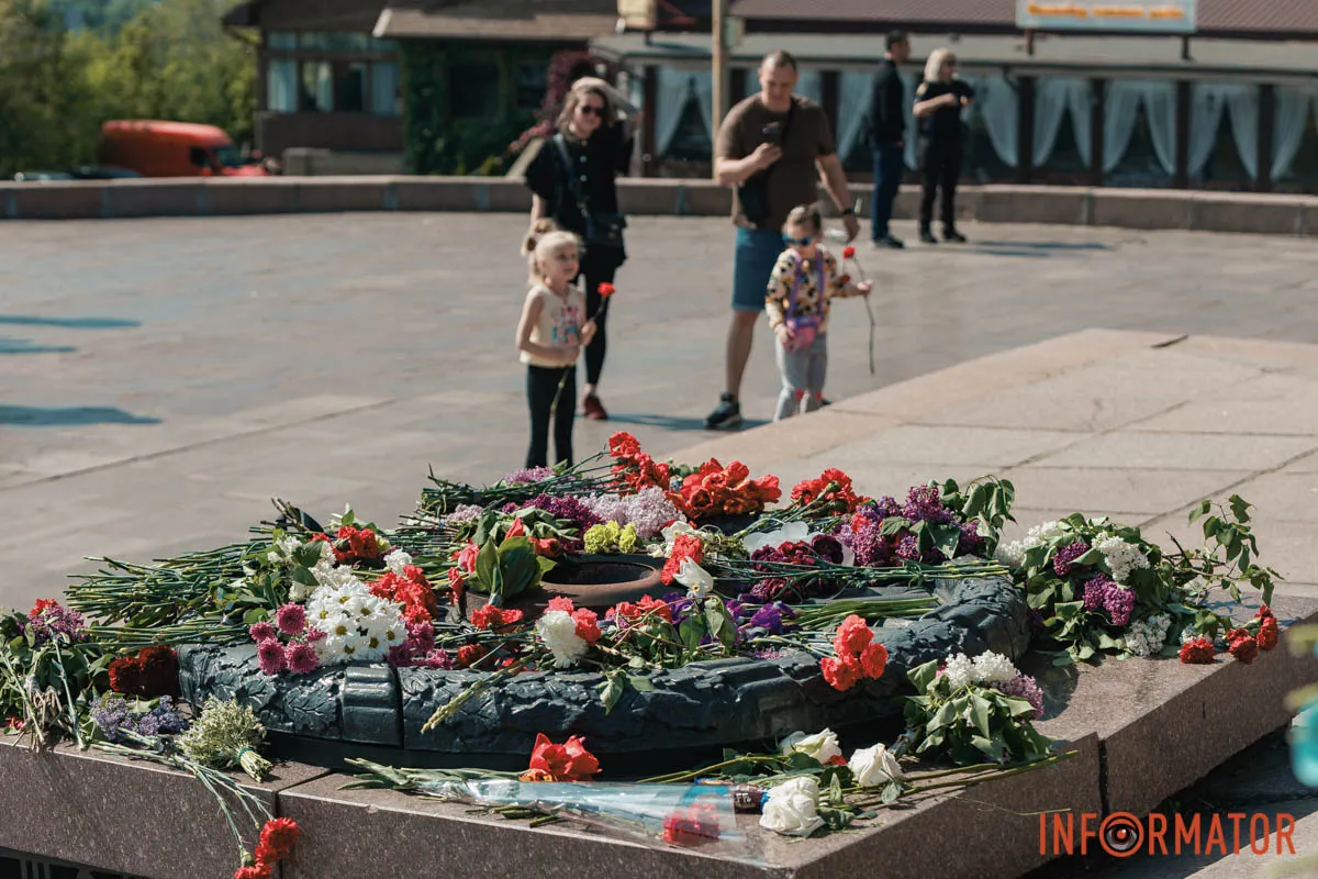 що відбувалося 9 травня біля Стели Вічної слави у Дніпрі