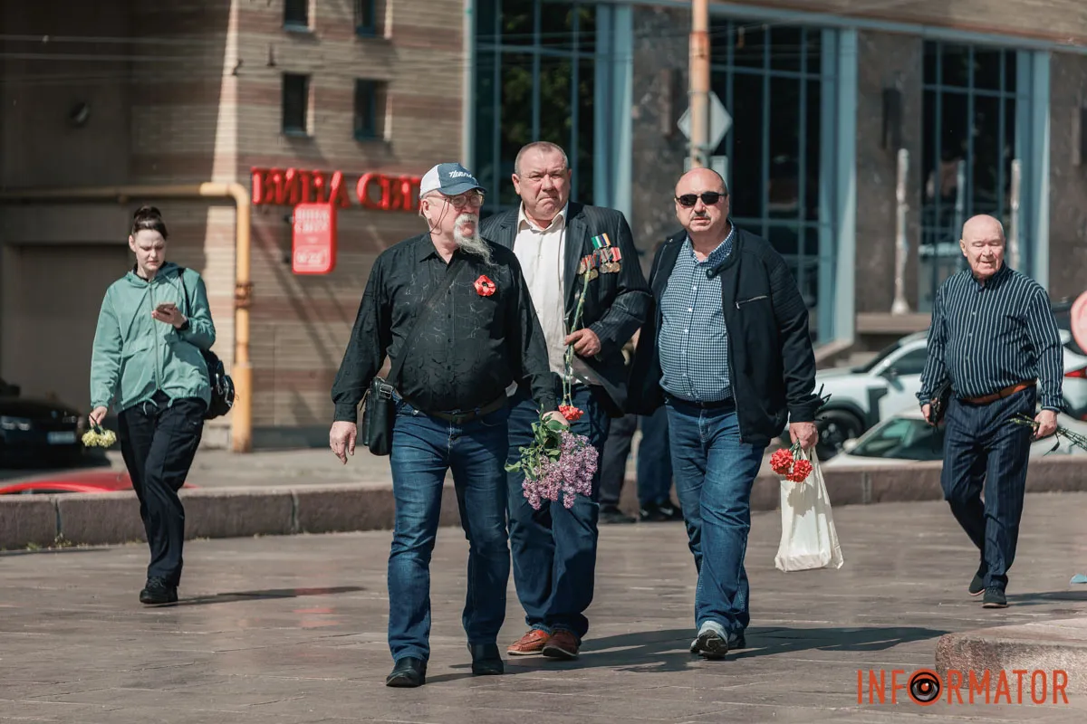 що відбувалося 9 травня біля Стели Вічної слави у Дніпрі