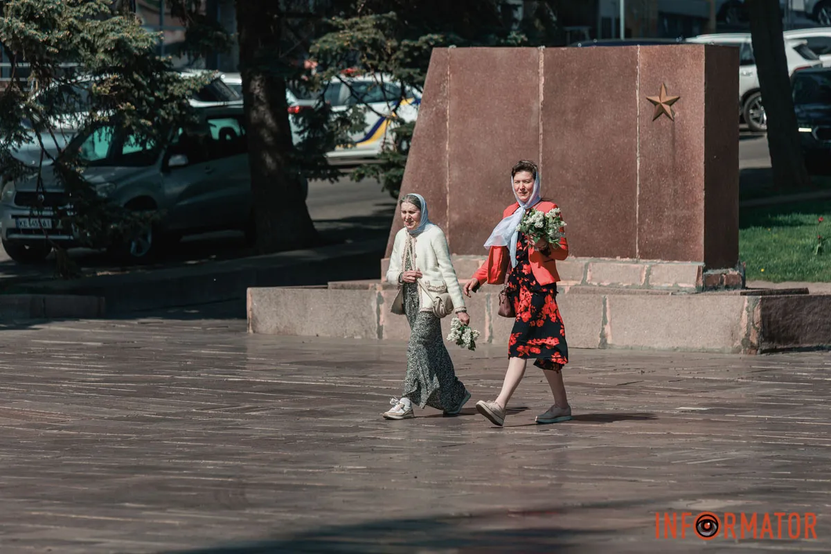 що відбувалося 9 травня біля Стели Вічної слави у Дніпрі