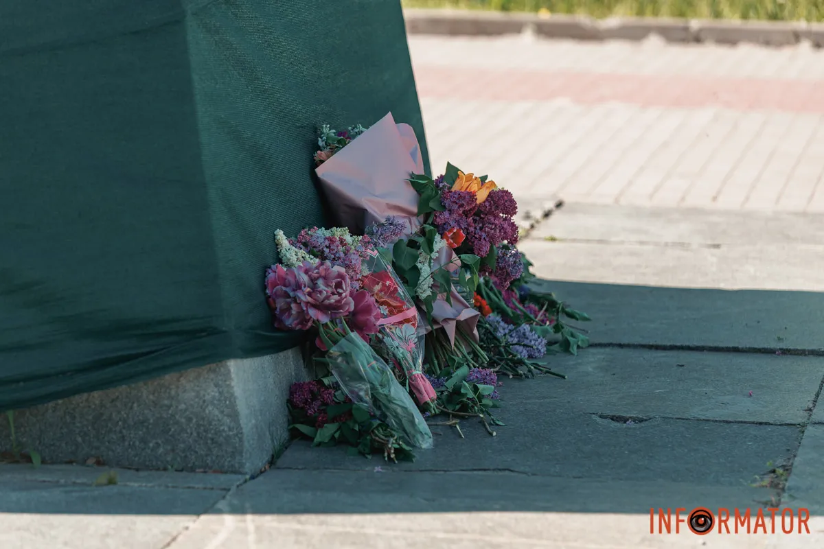 що відбувалося 9 травня біля Стели Вічної слави у Дніпрі