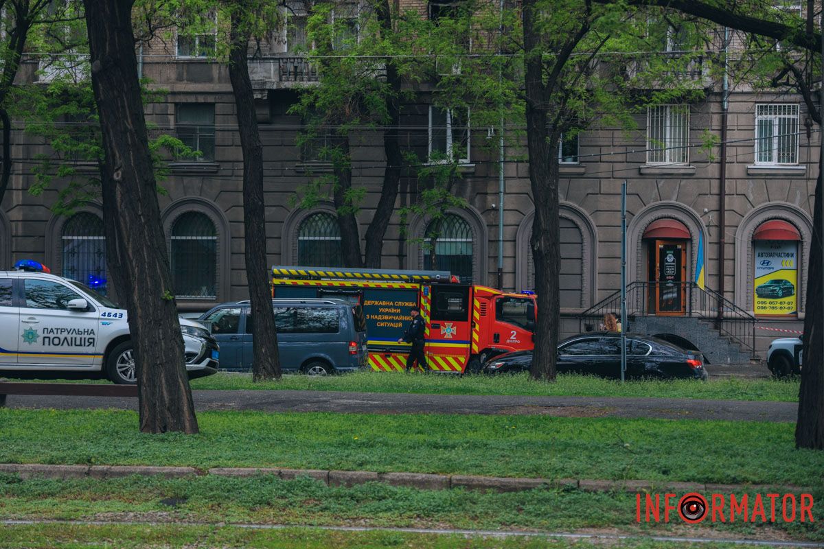 Рятувальники, поліція та медики на вулиці Чорновола у Дніпрі: що сталось