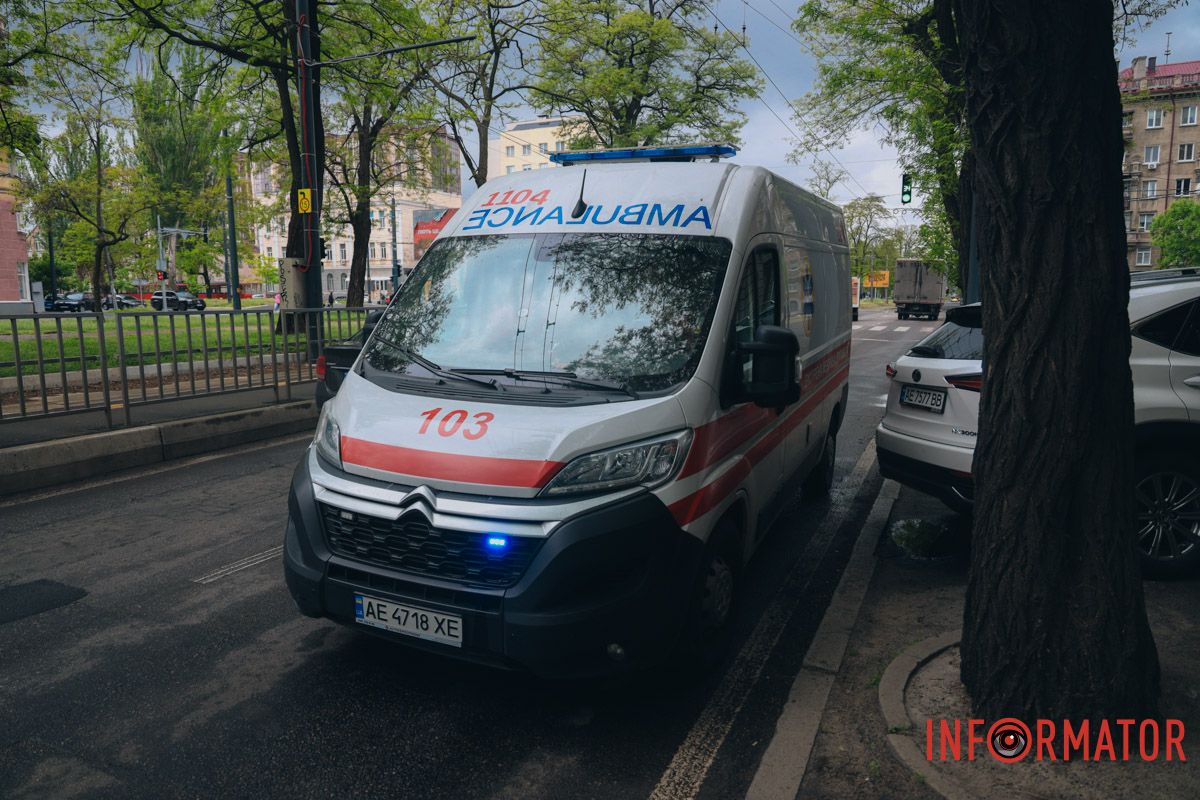 Рятувальники, поліція та медики на вулиці Чорновола у Дніпрі: що сталось
