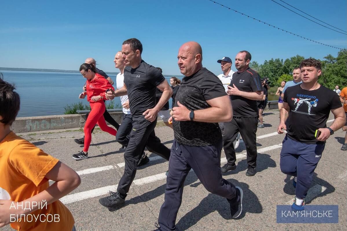 У Кам’янському відбувся спортивно-патріотичний легкоатлетичний пробіг “Разом до Перемоги”
