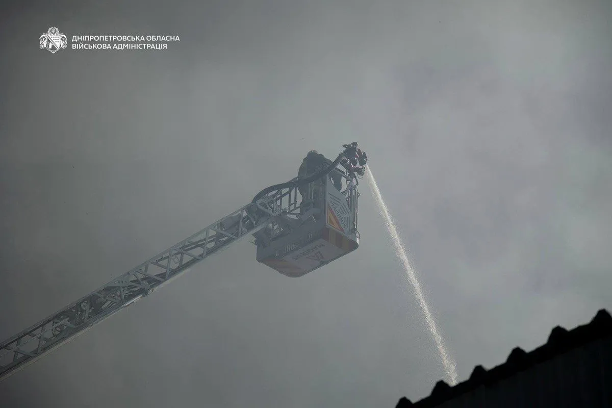 фото з місця ворожої атаки у Дніпрі