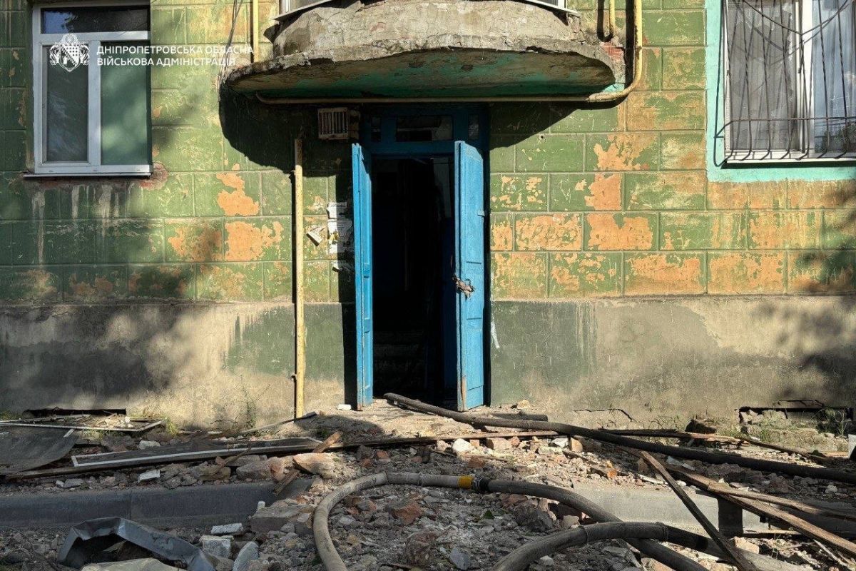 на місці подій працюють екстрені служби