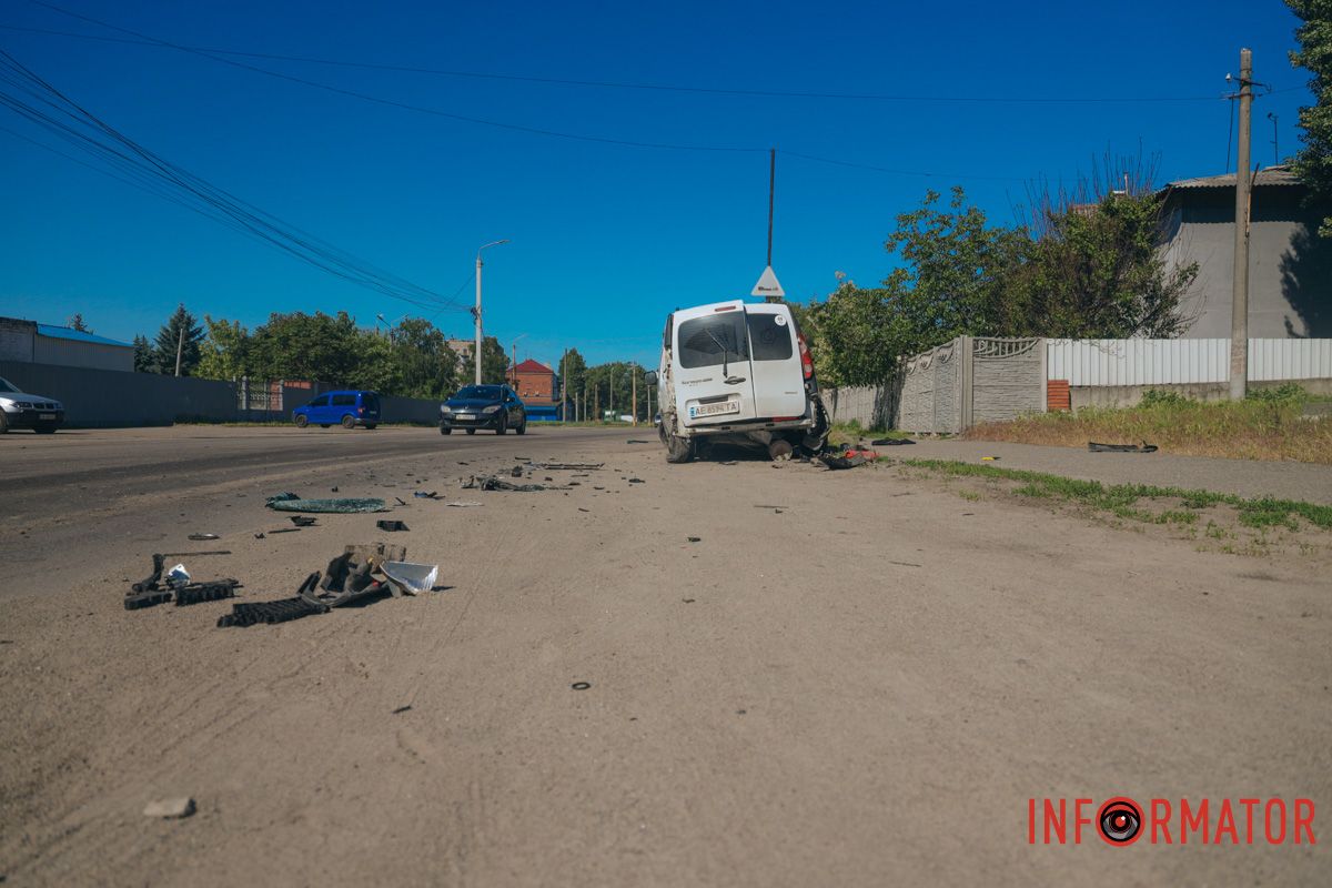 У Дніпрі на Зимових Походів зіткнулися Renault та Hyundai