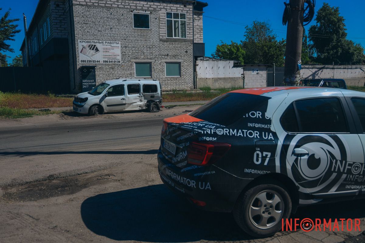 У Дніпрі на Зимових Походів зіткнулися Renault та Hyundai