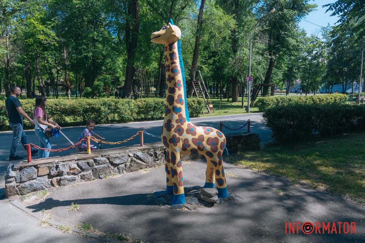 У Дніпрі діти оновили алею казок у парку Глоби