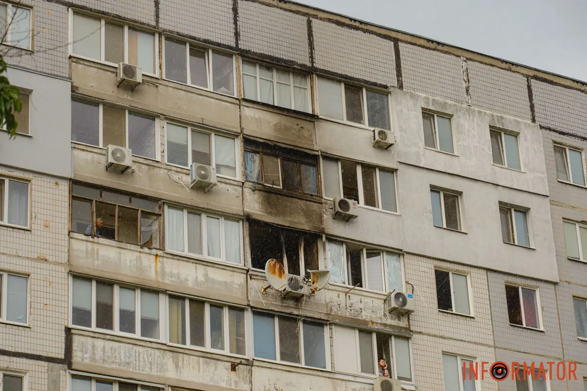 У Дніпрі на Донецькому шосе горіла квартира у багатоповерхівці