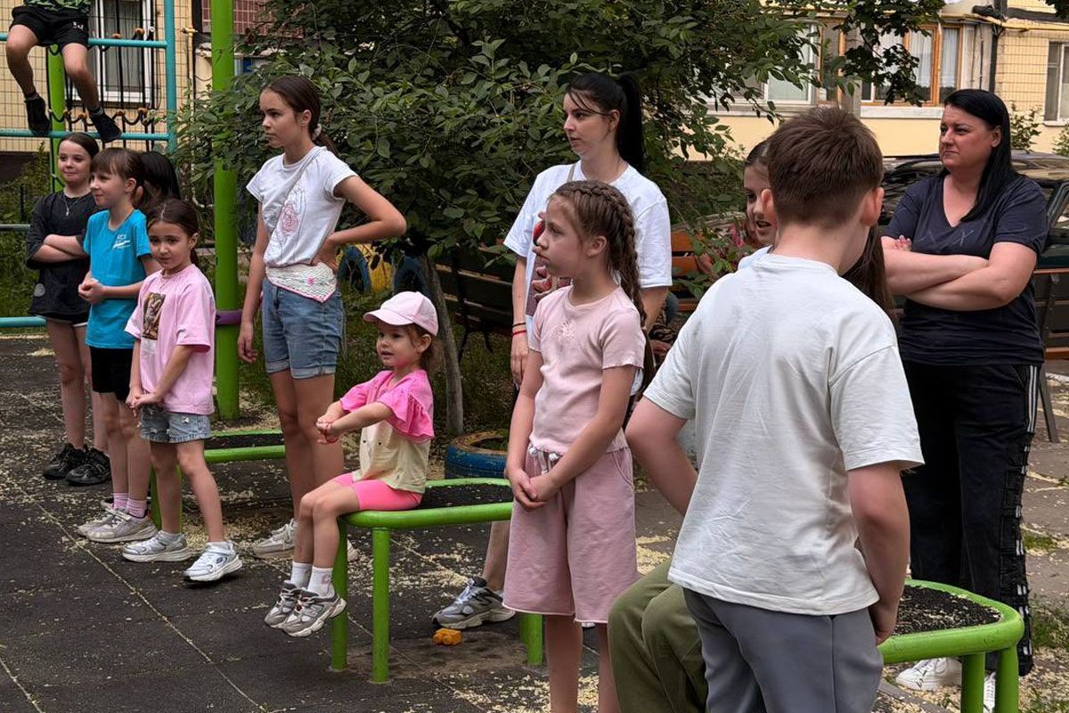 У Дніпрі на лівому березі провели відкрите воркаут-тренування