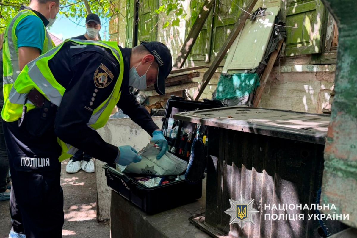 у Дніпрі у закинутій будівлі чоловік вбив 11-річного хлопчика