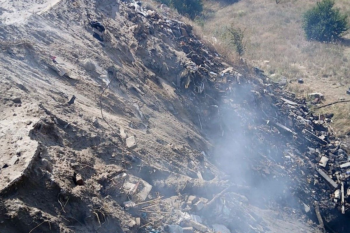 судитимуть директора підприємства через пожежу на сміттєвому полігоні під Дніпром, яку приборкували 2 доби