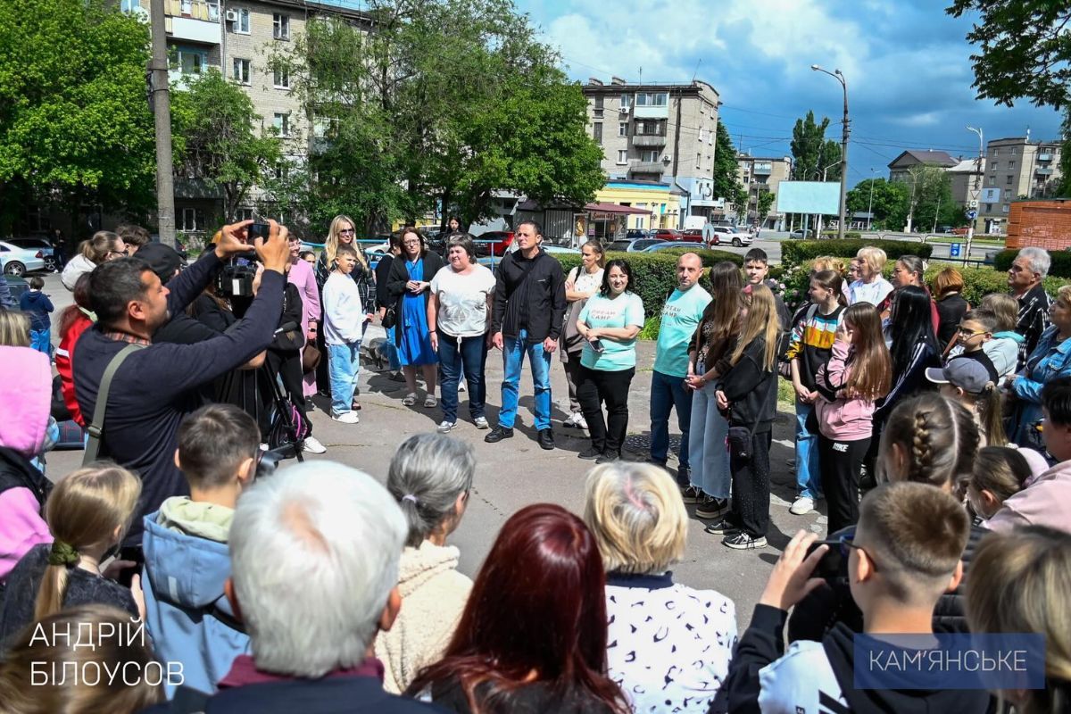 Перша група дітей з Кам’янського відправилася на відпочинок до Карпат в рамках оздоровчої кампанії