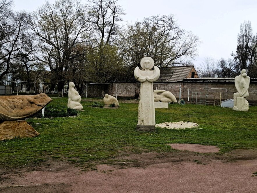 У Дніпропетровській області облаштовують парк стародавніх скульптур