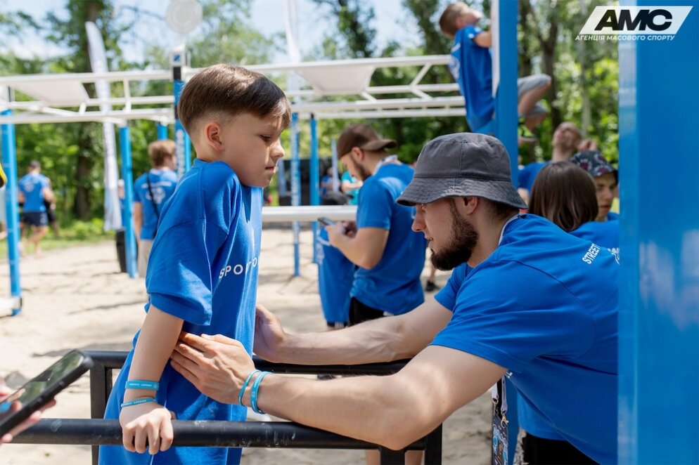 На ж/м Покровський відкрився майданчик Workout Plavni Park