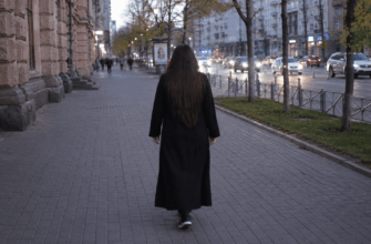 У Дніпрі зникла 17-річна дівчина: її розшукує поліція