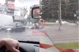 Дніпропетровщину накрила потужна негода: Кривий Ріг пішов під воду