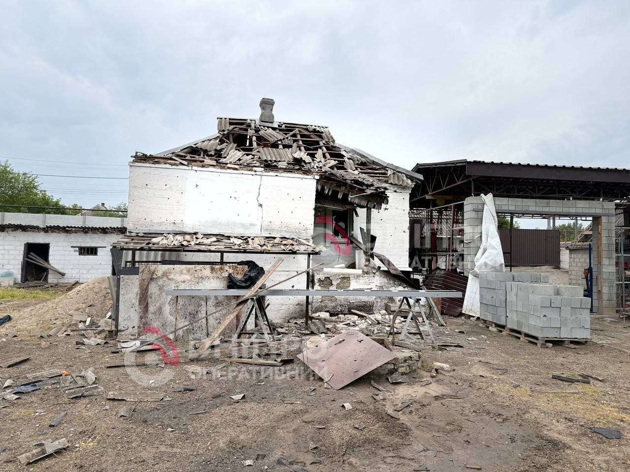 «Як атомна війна»: що зараз відбувається на місцях нічної атаки по Дніпру