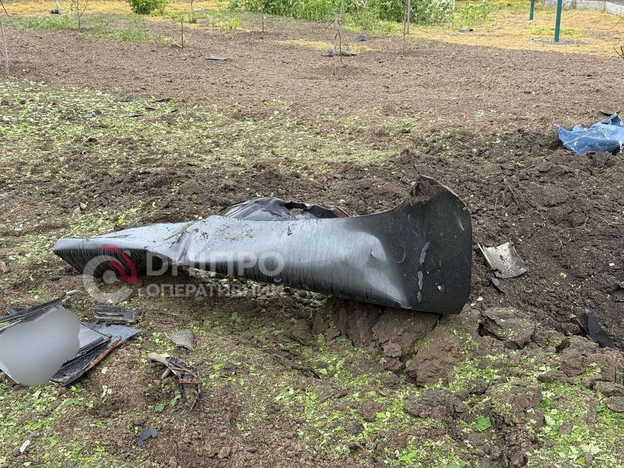 «Як атомна війна»: що зараз відбувається на місцях нічної атаки по Дніпру