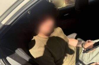 У Дніпрі патрульні затримали Потеряйла Кучера - молодик катався без прав за кермом БМВ, матюкав поліцію та обіцяв помститися