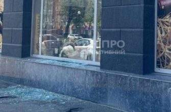 Ранкова атака рф на Дніпро: сталася пожежа, постраждали заклади культури