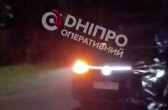 У Дніпрі в Одинківці зіткнулися мопед та Volkswagen: серед постраждалих неповнолітня