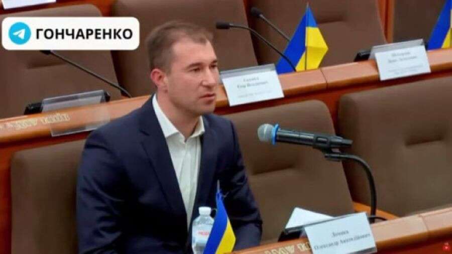 Знищення самоврядування у Чернігові: екс-секретар міськради Ломако на засіданні ТСК заявив про тиск з боку Офісу Президента
