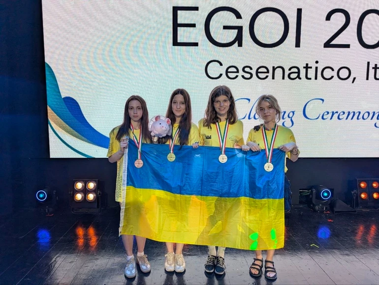 Дар’я Перекопська перемогла на Європейській дівочій олімпіаді з інформатики