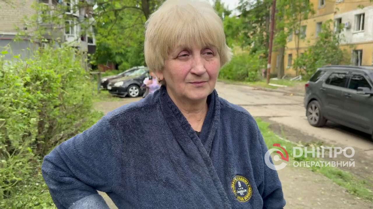 «Один був у крові, іншого придавило стіною»: дніпряни розповіли про пережите під час масованої атаки