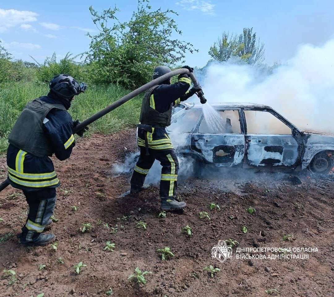 На Дніпропетровщині росіяни атакували FPV-дронами рятувальників