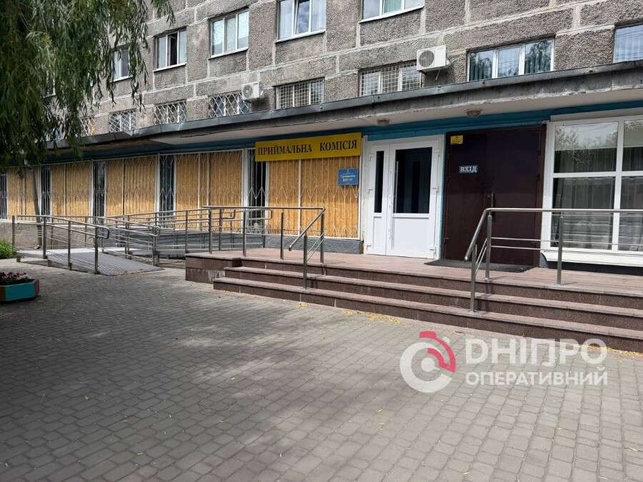 Відремонтований дитсадок та завершення робіт у гуртожитку: як Дніпро відновлюється після ворожих обстрілів