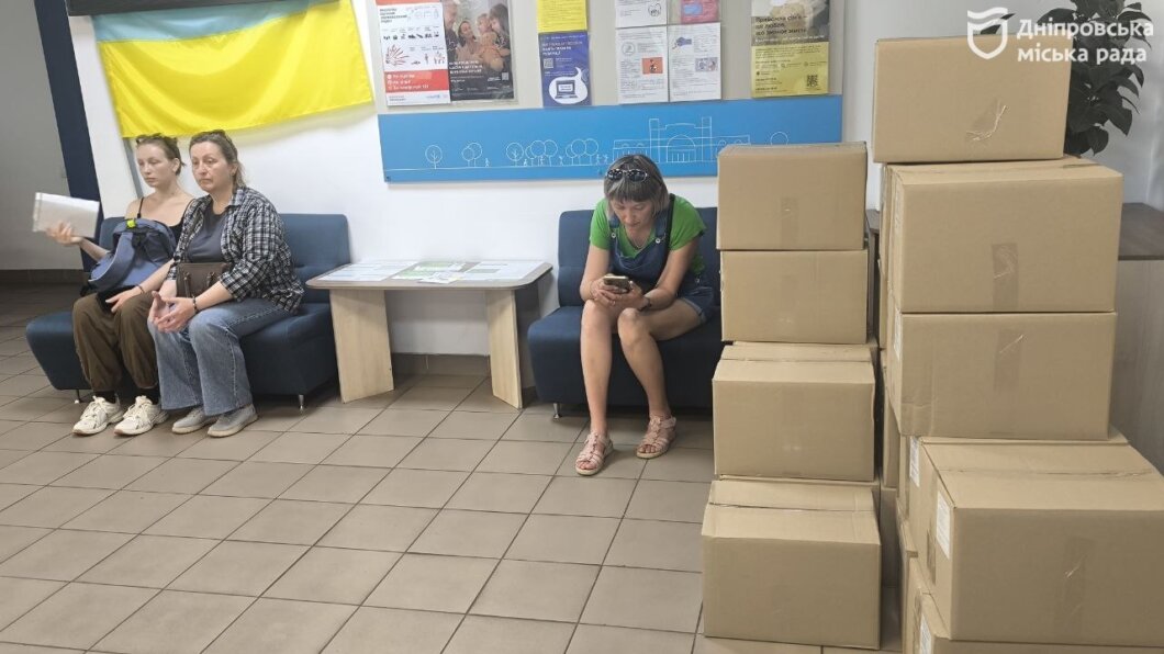У Дніпрі внутрішньо переміщені особи безкоштовно отримують продуктові набори