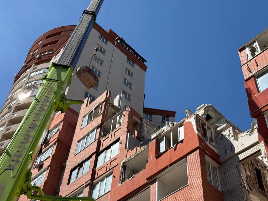 Виконкомівська, відбудова багатоповерхівки - Наше Місто