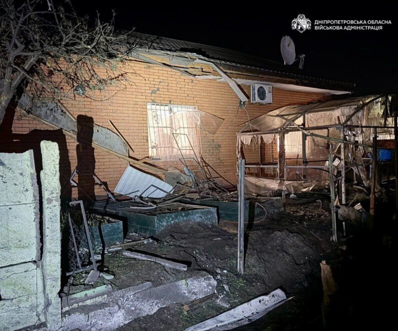 Дніпро 5 травня 2026: ворожа атака, поранений чоловік, пошкоджені будинки
