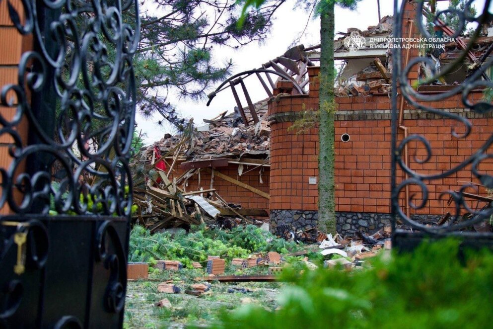 У Дніпрі внаслідок атаки постраждало 3 людини, 17 травня 2026