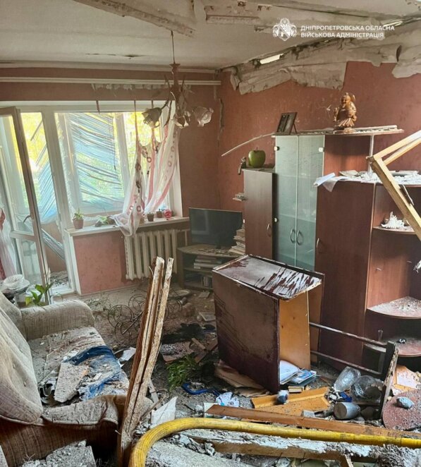 Ворожі атаки по Дніпру та області: четверо людей постраждали, 21 транвя 2026