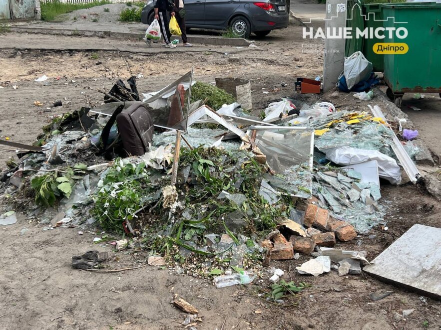 Атака на Дніпро 21 травня 2026: фото з місця подій