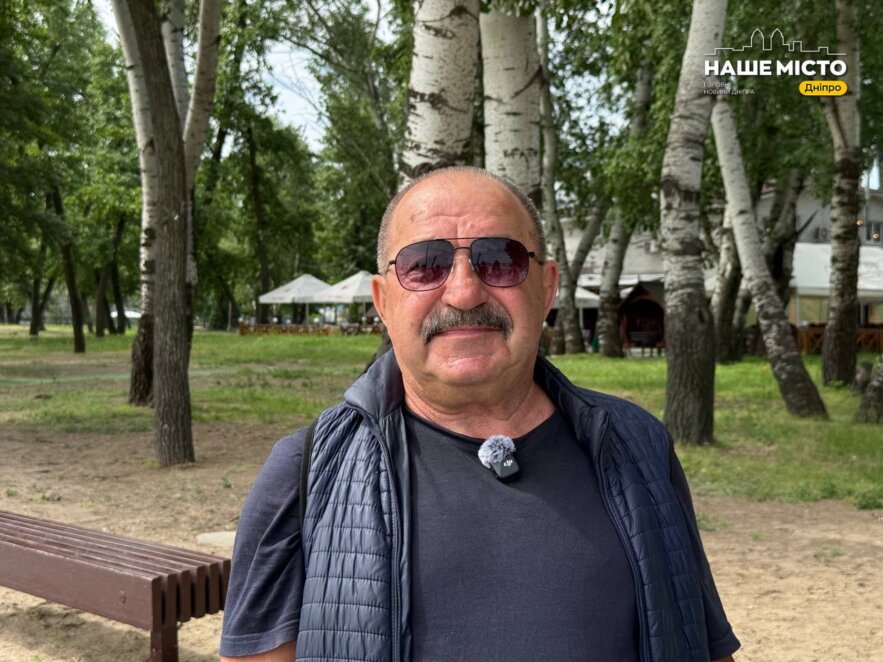У Дніпрі на Монастирському острові готують пляж до літнього сезону, 26 травня 2026