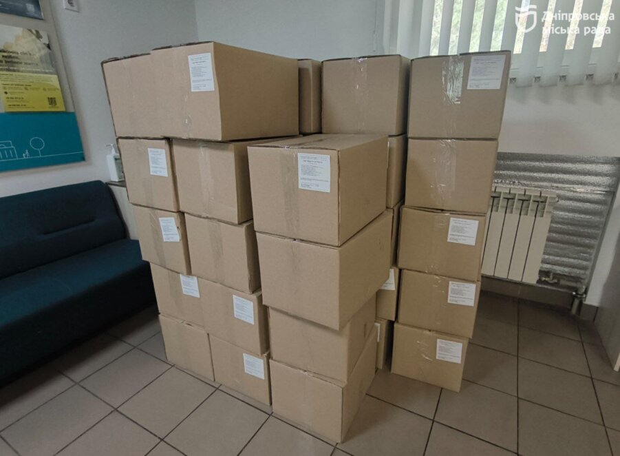 У Дніпрі внутрішньо переміщені особи безкоштовно отримують продуктові набори